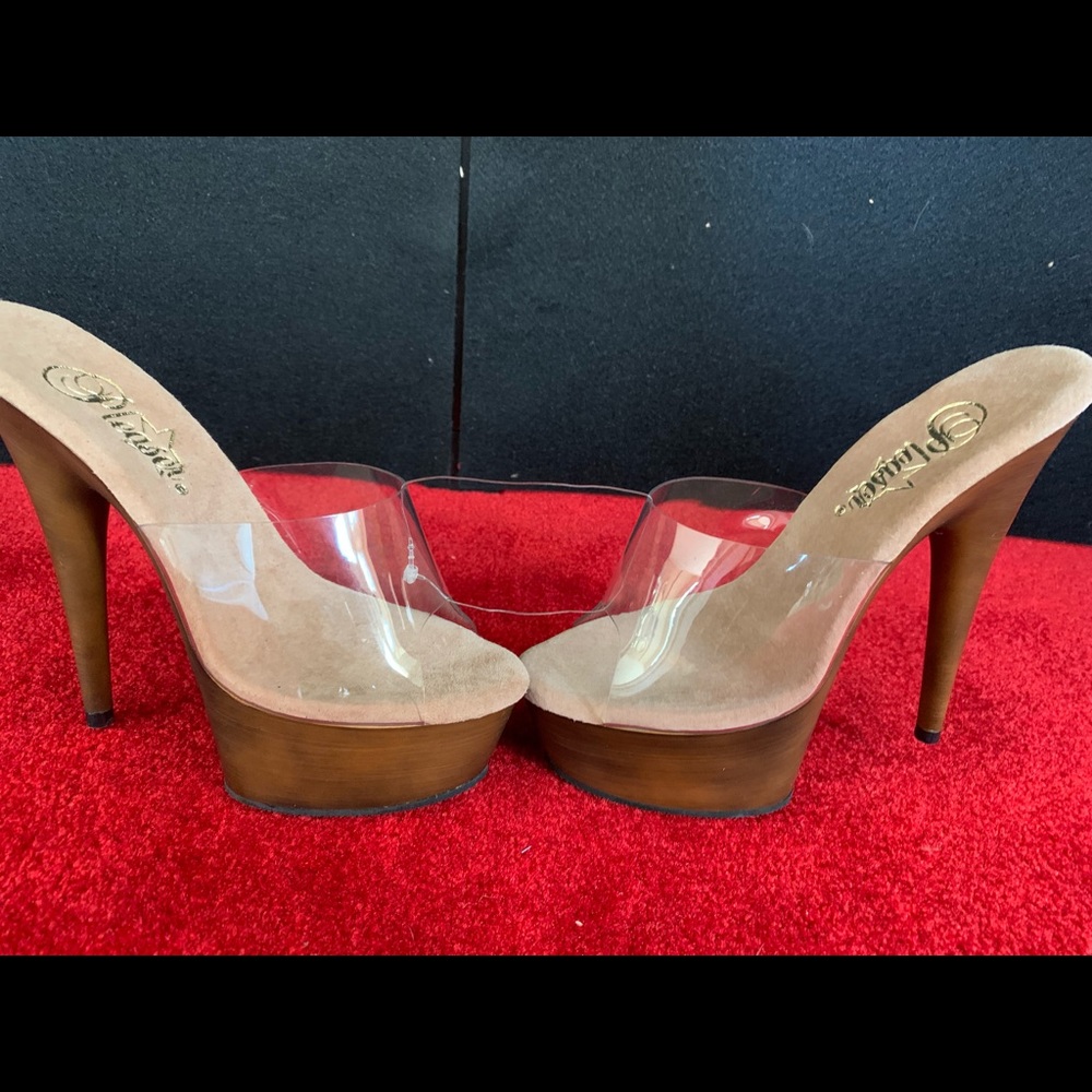 New Pleaser Wood Heels Size 5